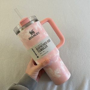Limited Edition Stanley Quencher Tumbler 40 oz - Peach Tie-Dye (Pink Color)